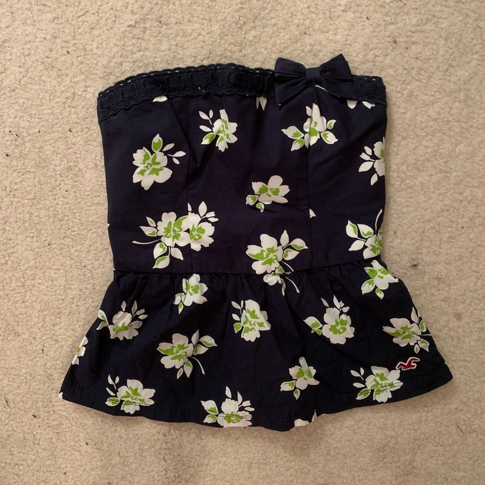 Floral strapless peplum top